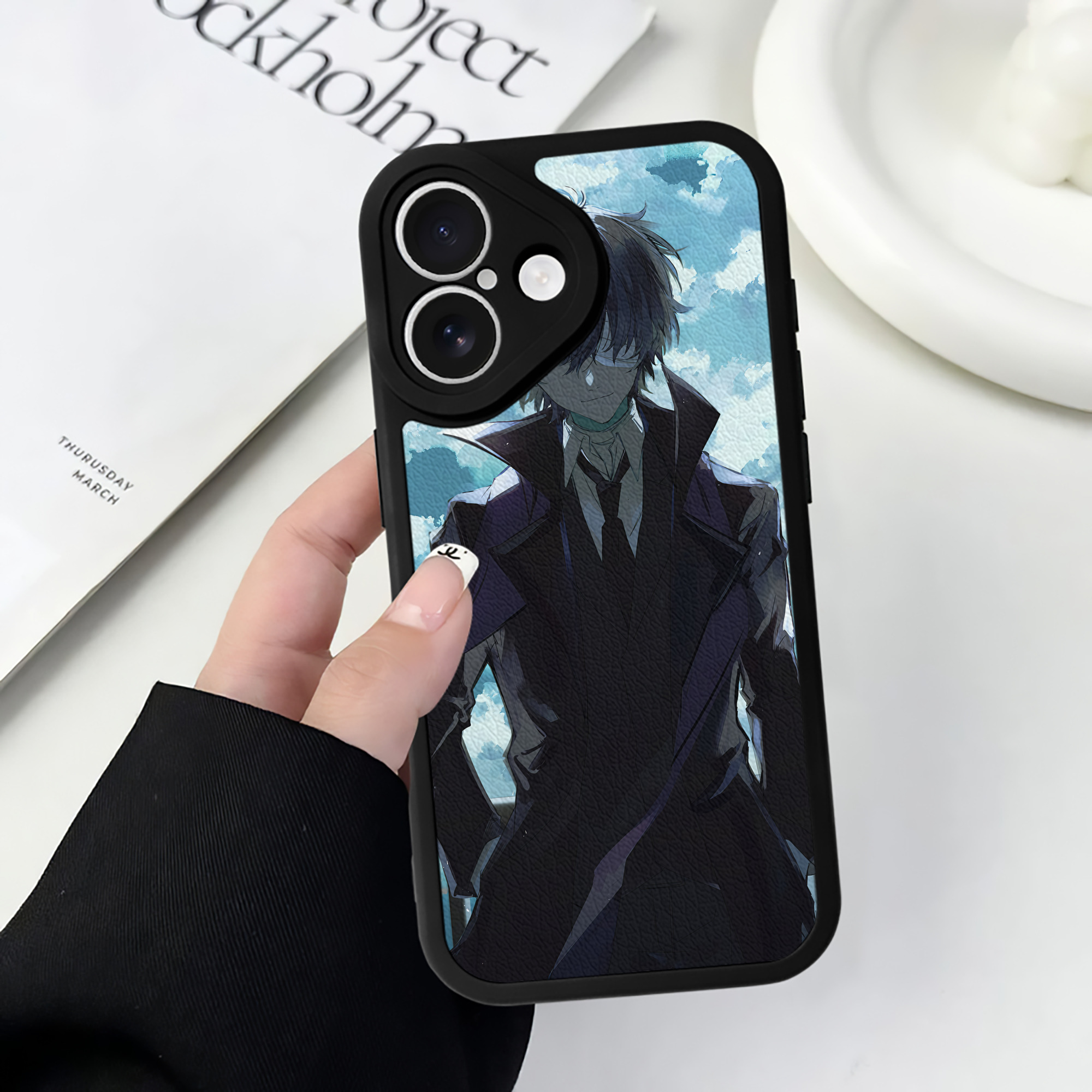 （画像用） 文豪ストレイドッグス Bungo Stray Dogs 【iPhone 16シリーズ対応】シリコンスマホケース（レザー調） 材質：シリコン